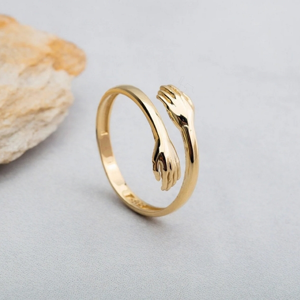 Unique Love Hugging Hands Ring Elegant Stylish Fine Jewelry